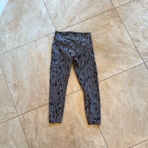 lululemon leggings Instill high-rise leggings 25” size 8 gray print